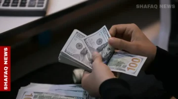 تباين أسعار الدولار.. استقرار في بغداد وارتفاع طفيف بأسواق أربيل عند الإغلاق